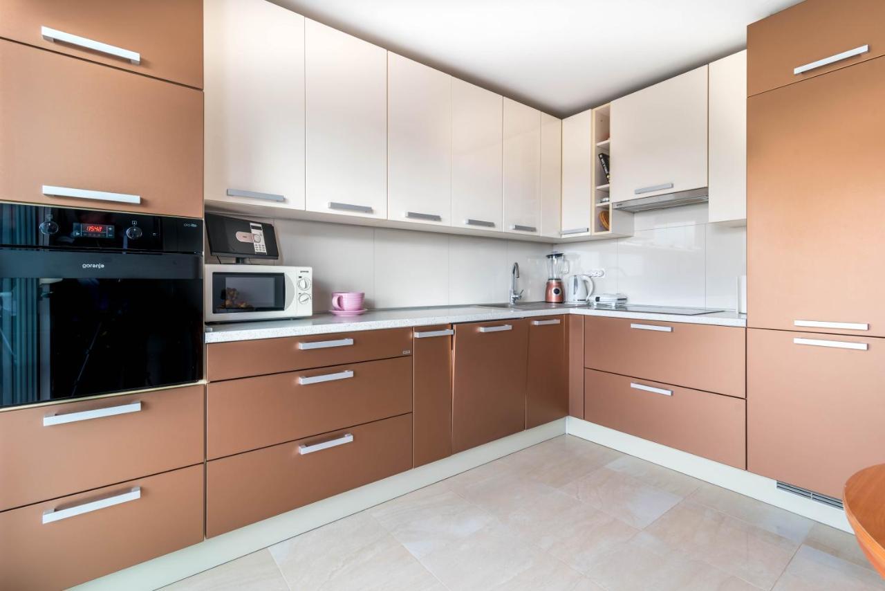 Apartment Jan 2+2 With Balcony Пула Екстериор снимка