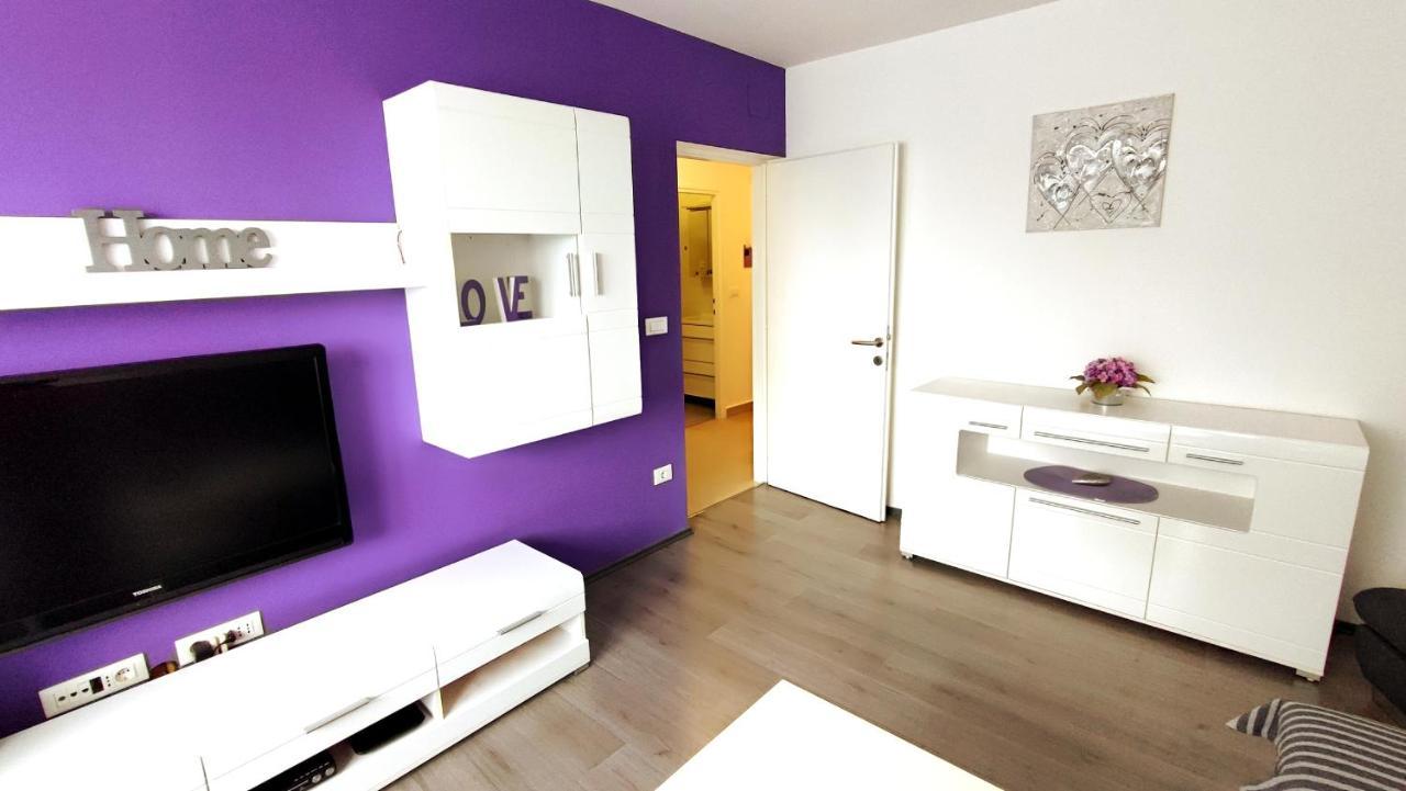 Apartment Jan 2+2 With Balcony Пула Екстериор снимка