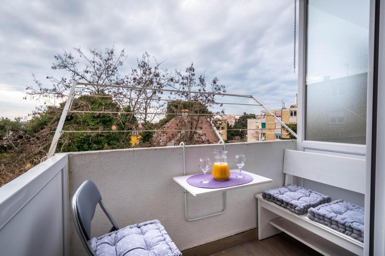 Apartment Jan 2+2 With Balcony Пула Екстериор снимка