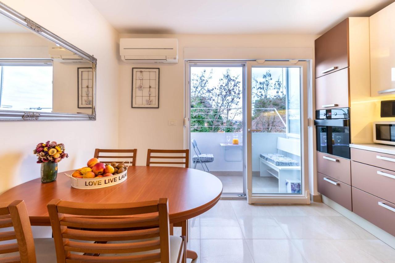 Apartment Jan 2+2 With Balcony Пула Екстериор снимка